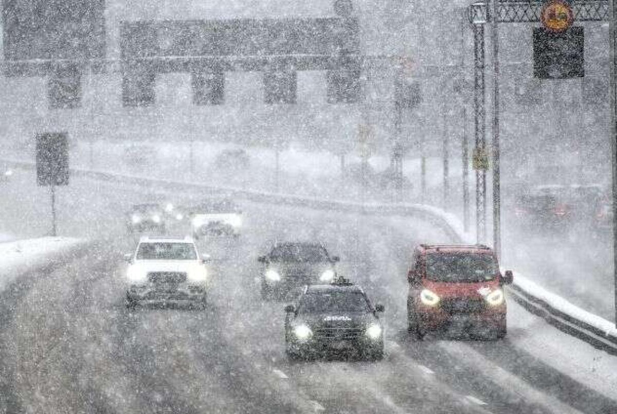 Contrasti climatici estremi in Europa tra freddo artico e inondazioni letali - 