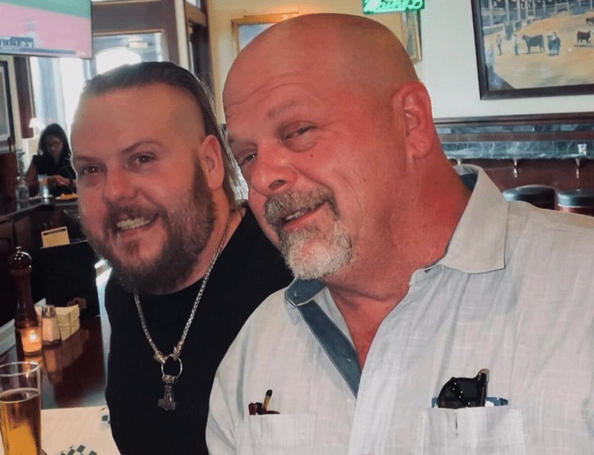 Adam Harrison è morto: il figlio di Rick di "Affari di famiglia" aveva 39 anni - 