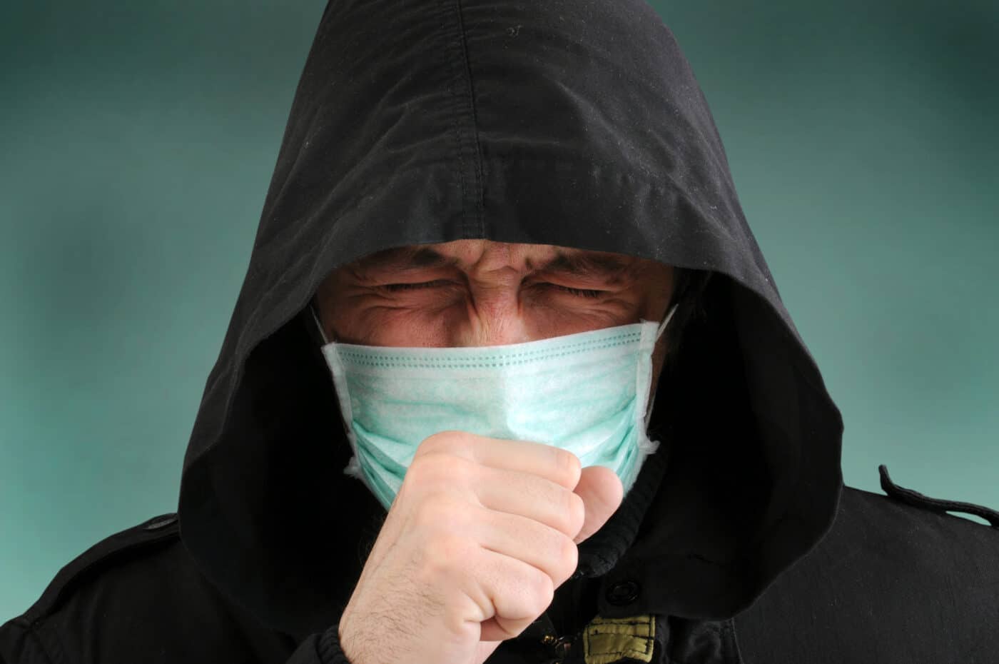 Virus H1N1: cos'è, come diffendersi e perché non dovremmo chiamarlo "influenza suina"