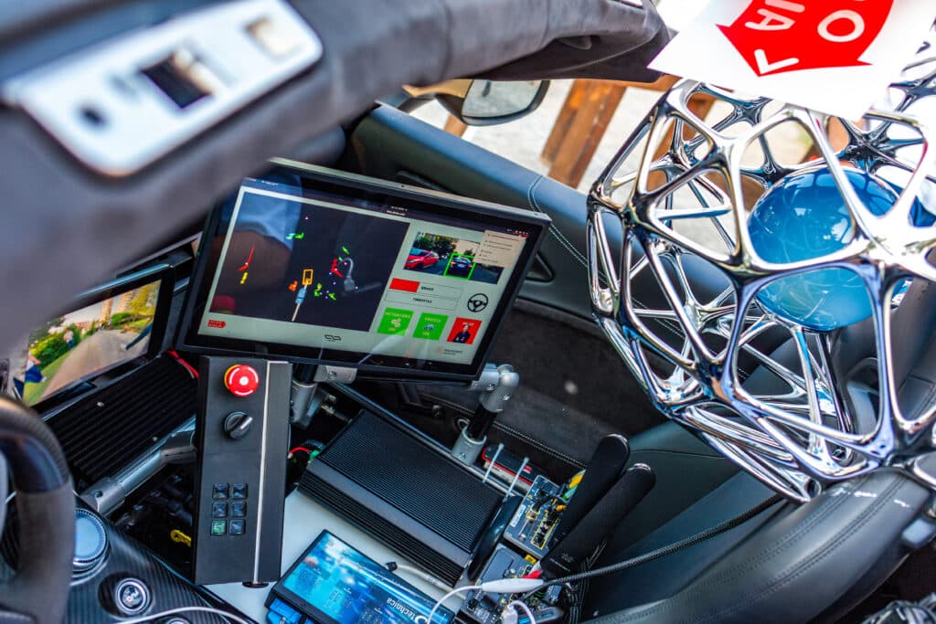 Supercar: K.I.T.T. potrebbe diventare realtà grazie al progetto italiano "1000 Miglia Autonomous Drive"