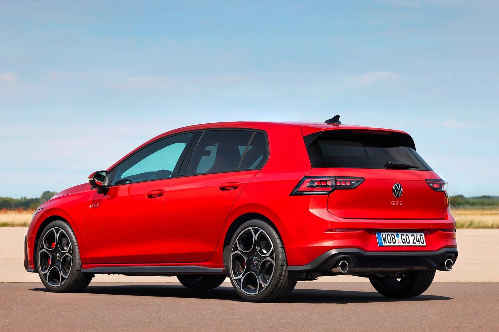 Volkswagen Golf GTI 2024: 265 CV di potenza, ma a breve ne arriverà una più potente ancora