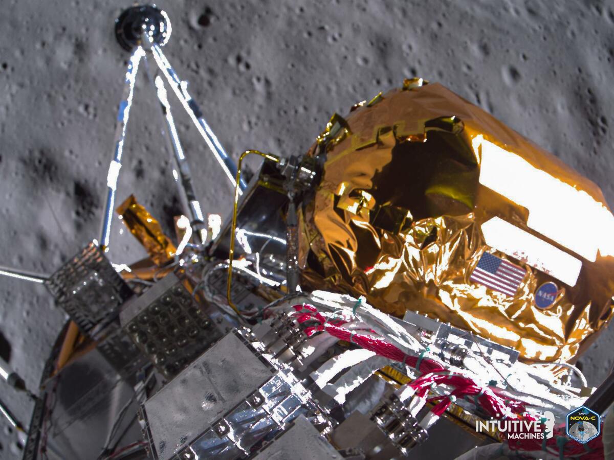 Odysseus ci offre immagini inedite del polo sud della Luna - 