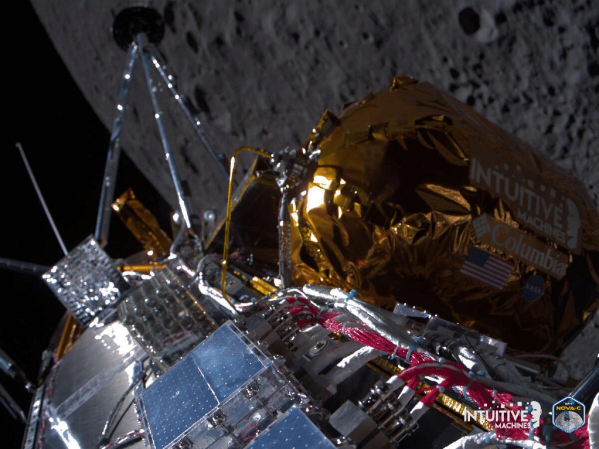 Allunato con successo il primo lander privato e il primo veicolo statunitense dal 1972 - 