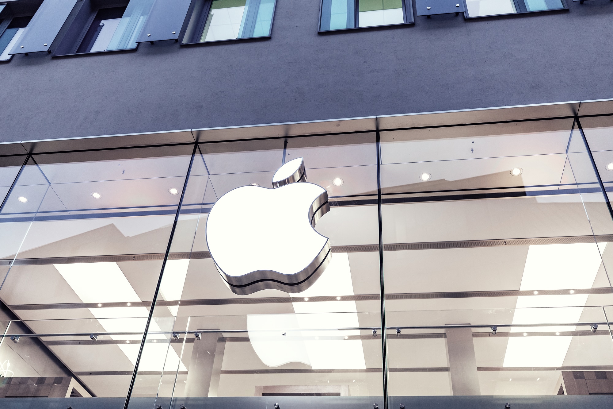 Apple abbandona il progetto di costruzione di un auto elettrica