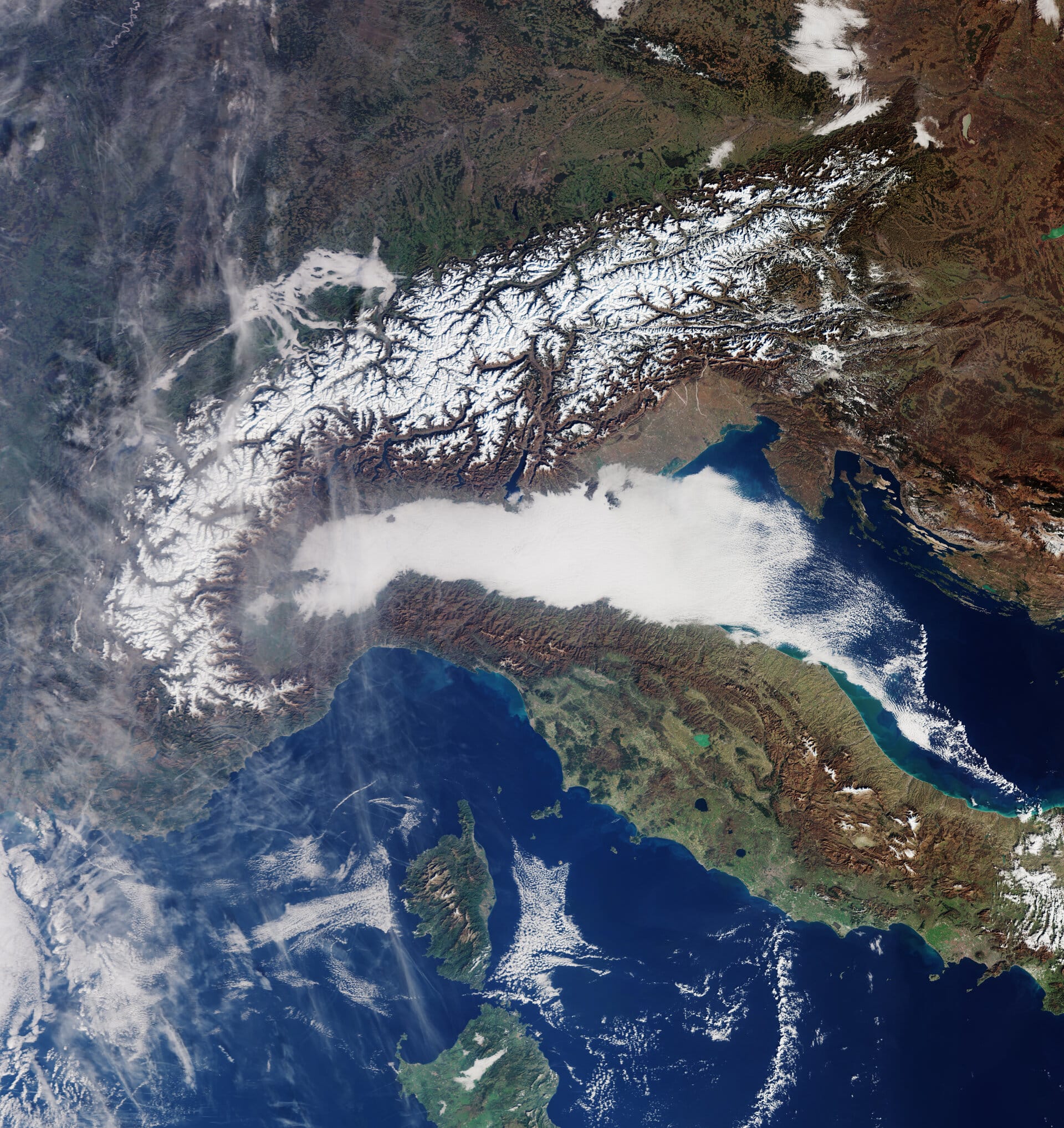 Contains modified Copernicus Sentinel data (2024), processed by ESA, CC BY-SA 3.0 IGO
