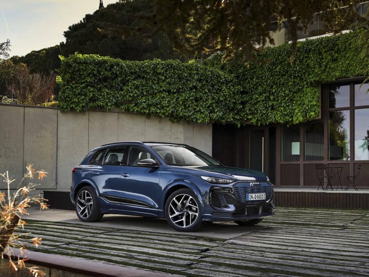 Audi Q6 e SQ6 e-tron: il suv elettrico disponibile fino a 510 CV di potenza - 