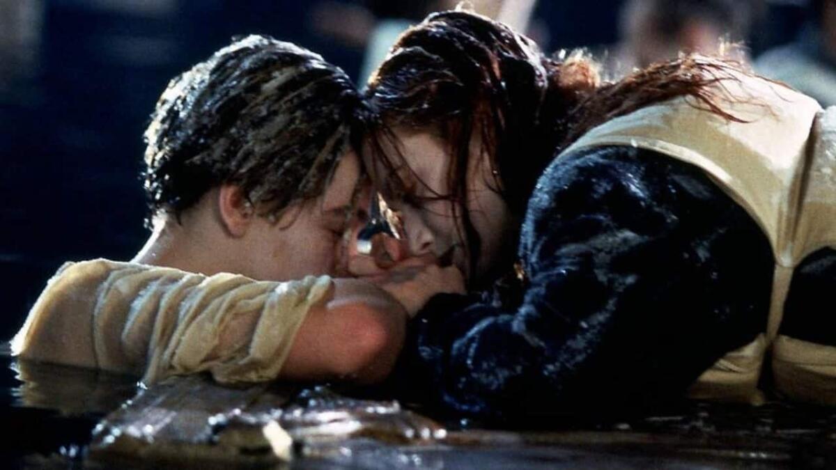 Venduta all'asta l'iconica porta che ha salvato Rose nel film Titanic - 