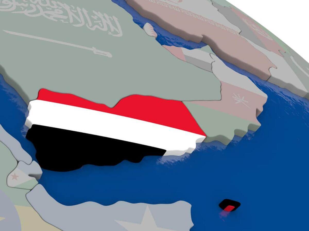 Attacchi Houthi: danneggiati cavi internet che collegano l'Europa - Yemen attacchi Houthi