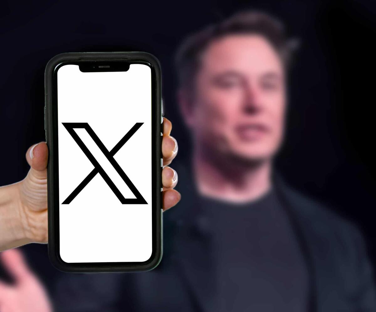 Elon Musk annuncia una piccola tariffa per i nuovi utenti di X per combattere i bot - 