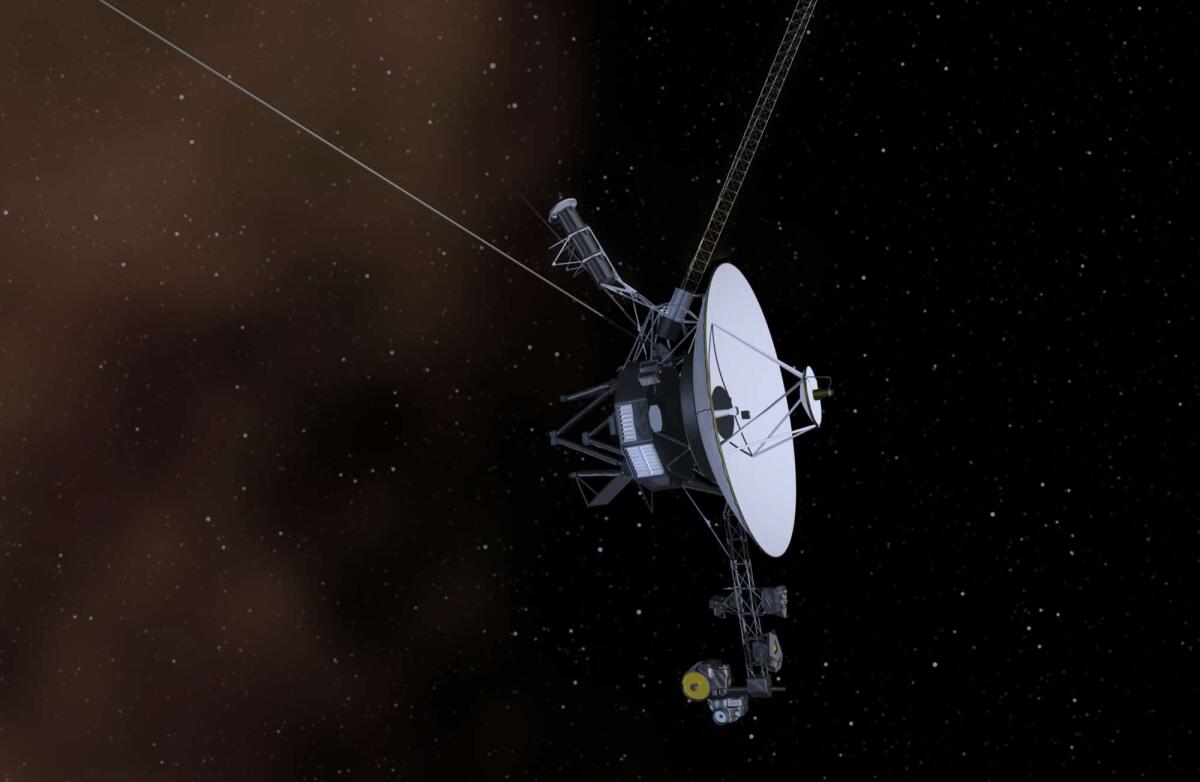 La NASA ha identificato il problema della Voyager 1 e sta lavorando a una soluzione - Voyager 1 spacecraft in deep space field. 3D illustration