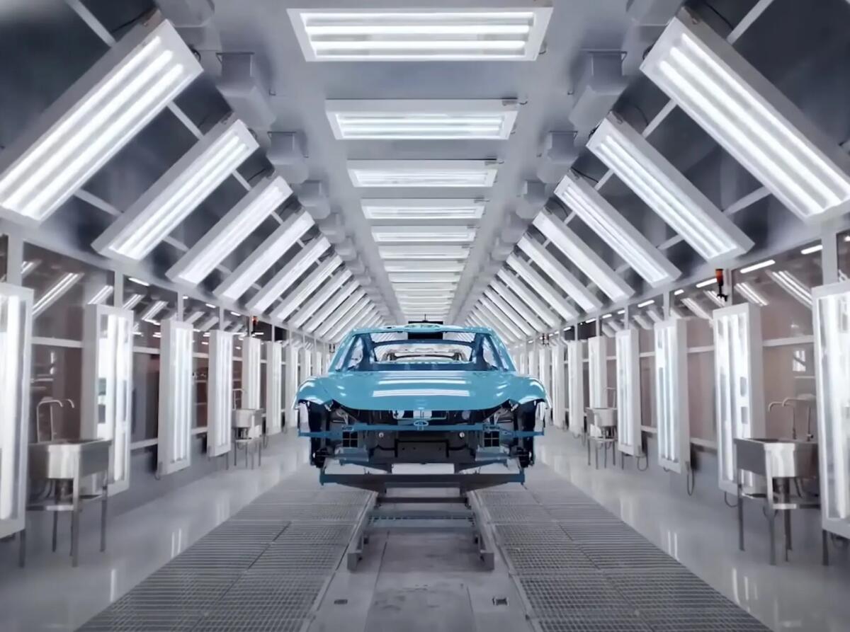 Alla Xiaomi Super Factory viene prodotta un'auto ogni 76 secondi - 