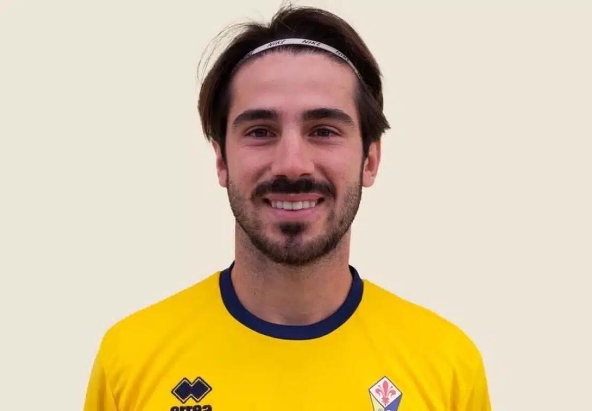 Mattia Giani è morto: il calciatore di Castelfiorentino United colpito da un malore fatale aveva 26 anni - 