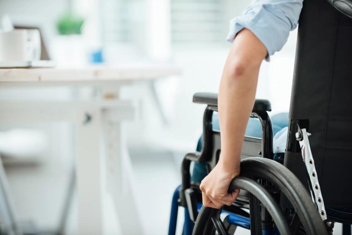 Paraplegia spastica ereditaria: cos'è, sintomi, diagnosi e trattamento - 