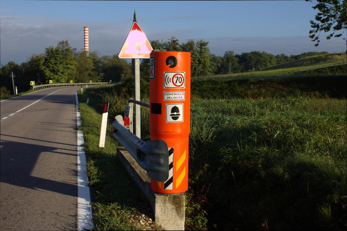 Stretta sugli autovelox: cambiano un po' di cose - 