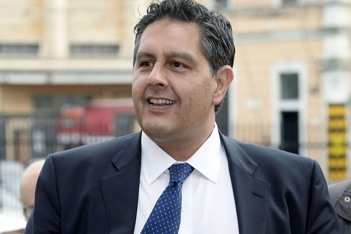 Giovanni Toti è stato arrestato: il governatore della Liguria è ai domiciliari - 
