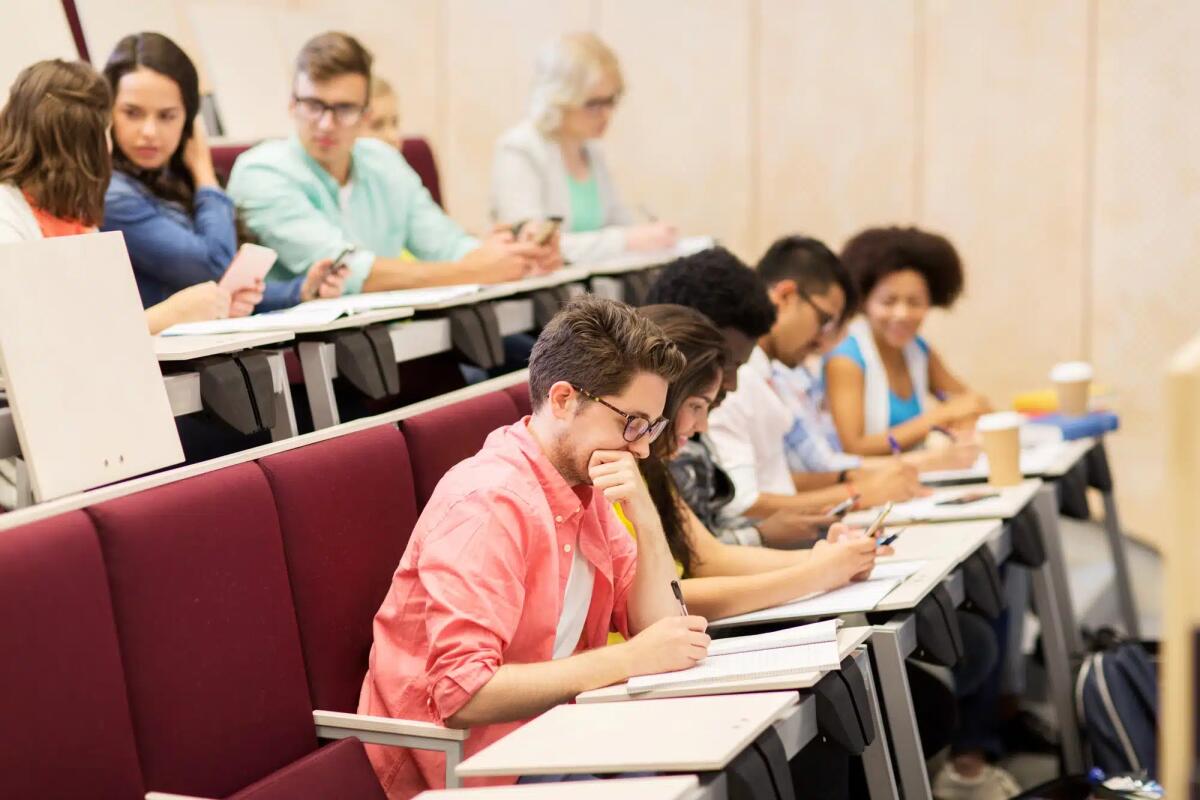 Al via oggi il test d'ingresso a Medicina con la prima prova: ecco i dettagli - 