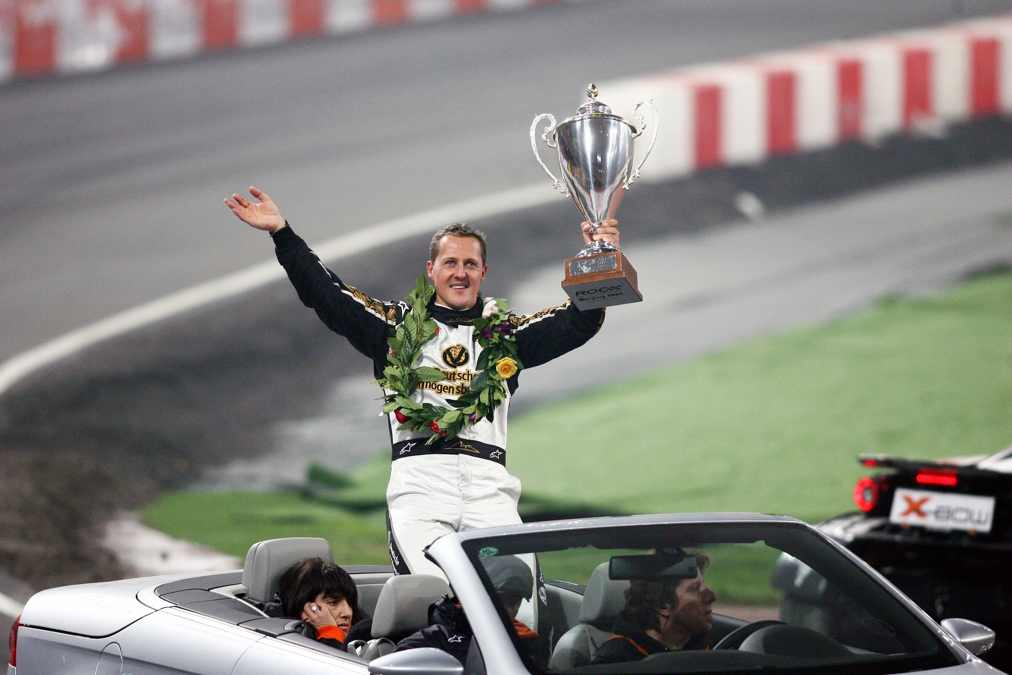 Michael Schumacher: la moglie Corinna Betsch costretta a vendere i beni di famiglia