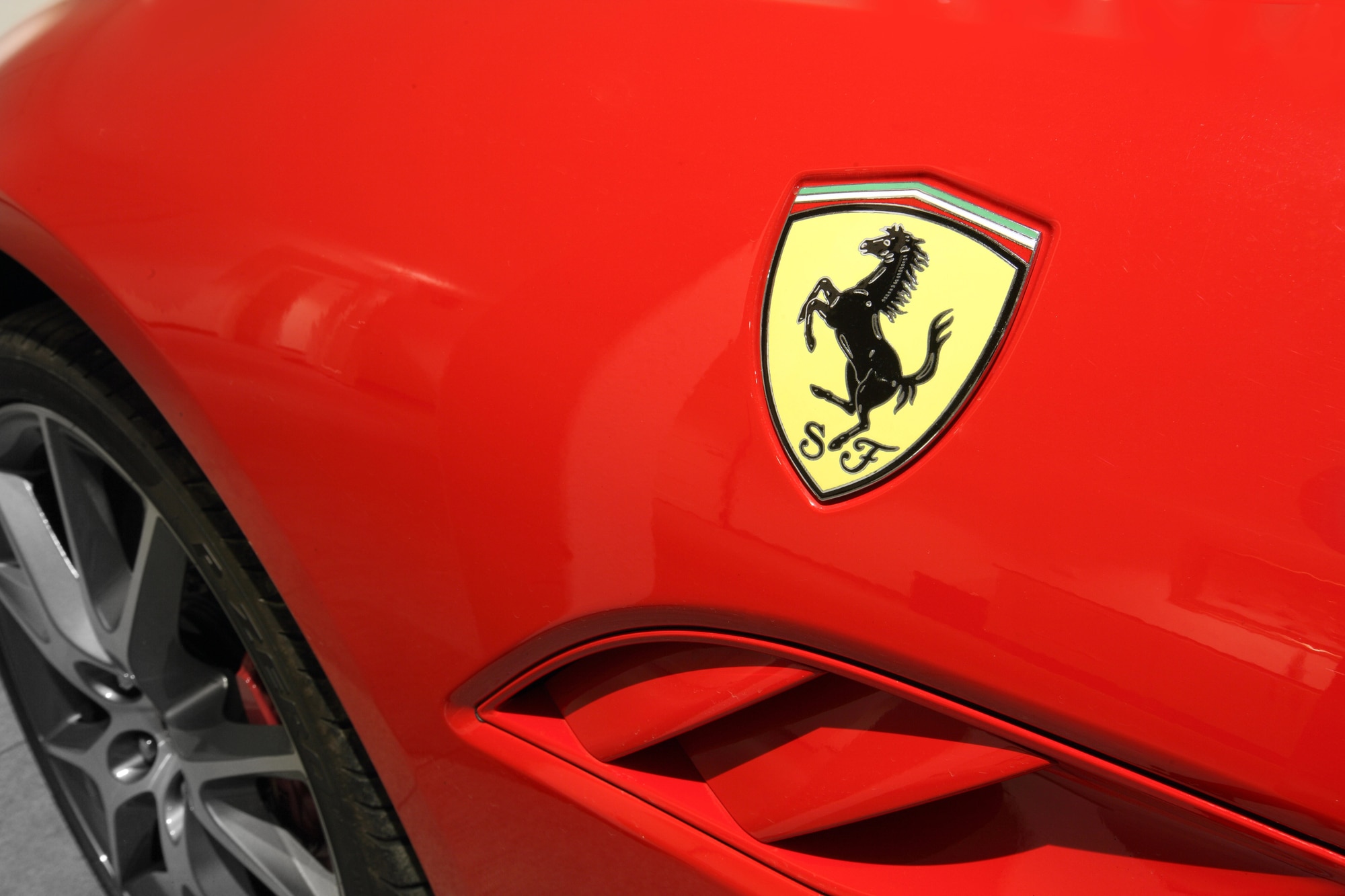 Ferrari potrebbe davvero acquistare Maserati?