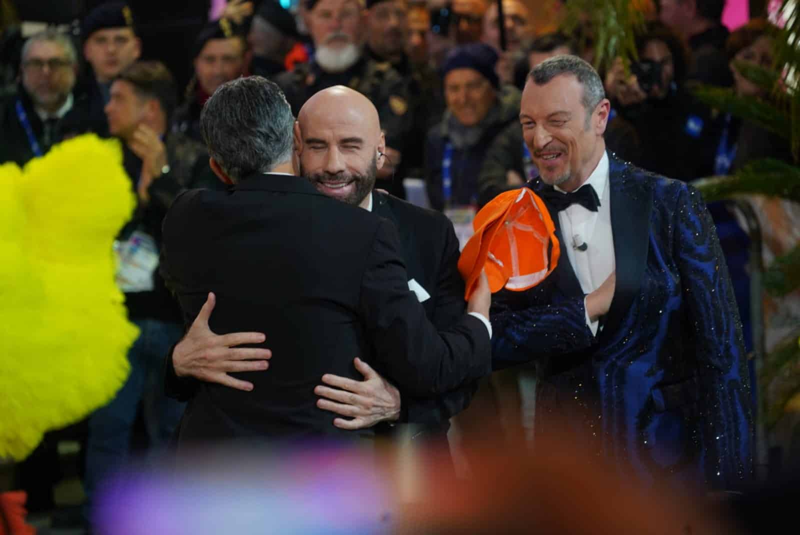 Multa Agcom, la Rai sanzionata per le scarpe di Travolta