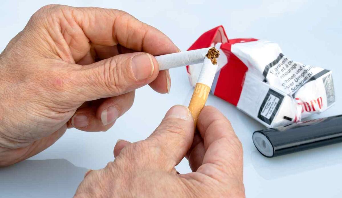 Tumore ai polmoni nei non fumatori: le statistiche dovrebbero preoccupare anche te | Perché in tanti ne soffrono - Tumore ai polmoni nei non fumatori: le statistiche dovrebbero preoccupare anche a te | Perché in tanti ne soffrono (Pixabay foto) - www.sciencecue.it