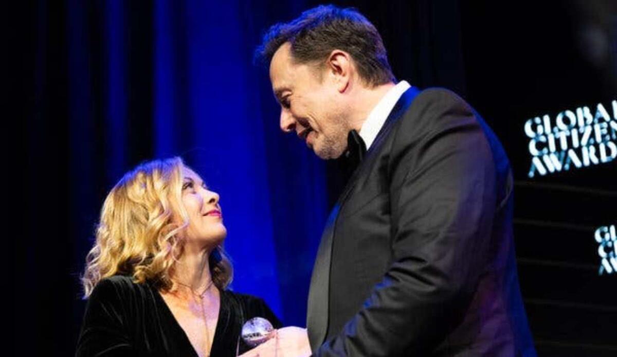 Elon Musk elogia Giorgia Meloni: cosa è successo all’assegnazione del Global Citizen Award - Elon Musk elogia Giorgia Meloni: cosa è successo all’assegnazione del Global Citizen Award (foto Twitter @andst7) - www.managementcue.it