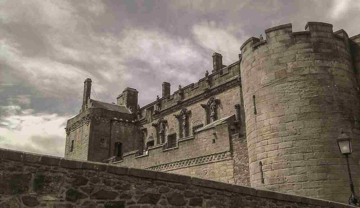 È possibile comprare questo castello a 0 euro ma la ristrutturazione potrebbe essere (molto) più costosa - È possibile comprare questo castello a 0 euro ma la ristrutturazione potrebbe essere (molto) più costosa (Pexels foto) - www.managementcue.it