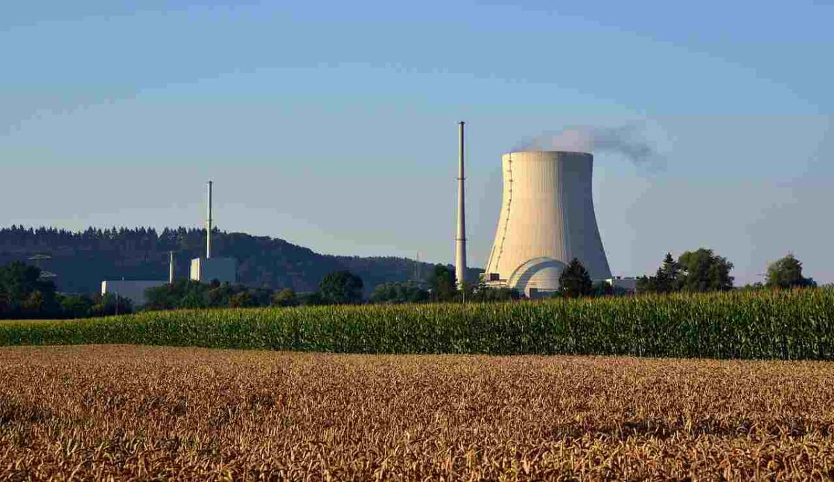 Sì al nucleare nell'ambito della ceramica: le dichiarazioni del ministro dell'Ambiente e della sicurezza energetica - Sì al nucleare nell'ambito della ceramica: le dichiarazioni del ministro dell'Ambiente e della sicurezza energetica (Pixabay FOTO) - www.energycue.itwww.energycue.it