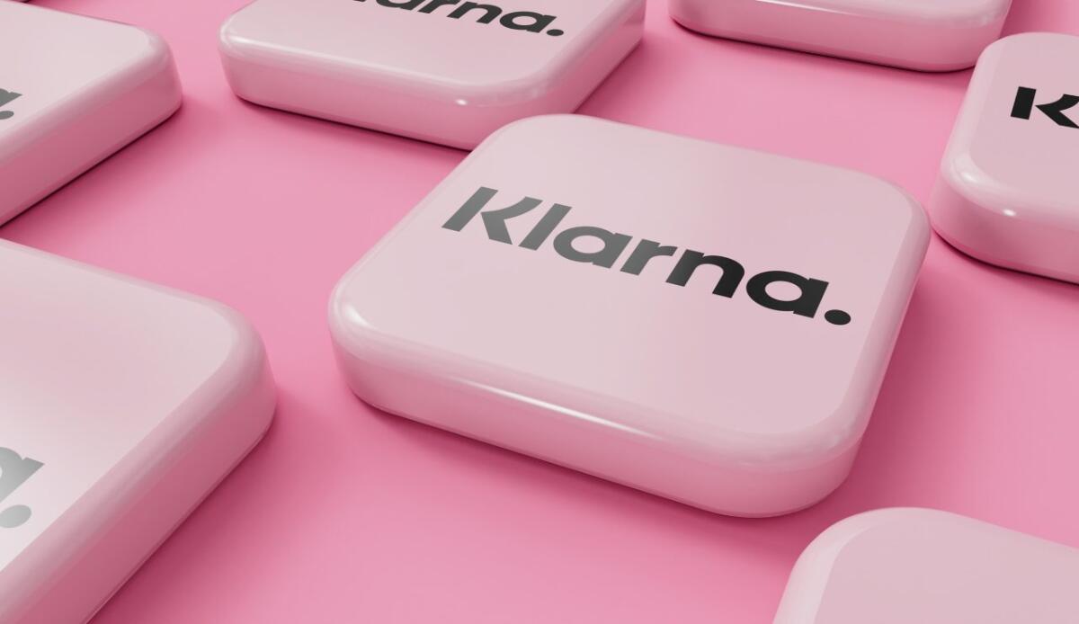 Klarna vuole sostituire i dipendenti con l’AI per incrementare il fatturato - Logo Klarna (Depositphotos) www.financecue.it