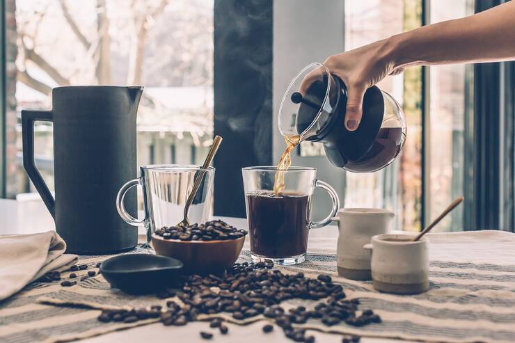 Assunzione di caffè (Pixabay Foto) - www.biomedicalcue.it