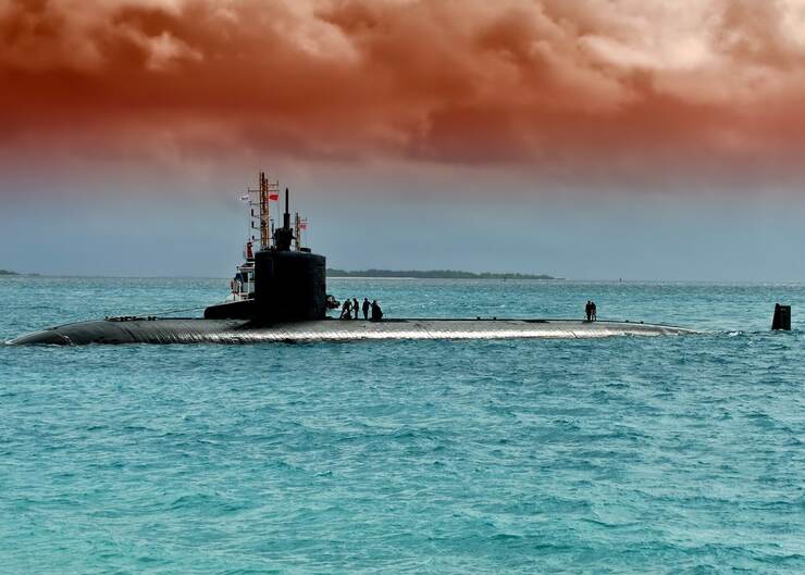 Sottomarino militare in acqua (Pixabay Foto) - www.marinecue.it