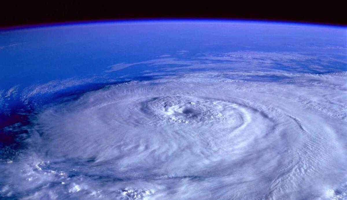 L'uragano Milton attraversa la Florida e lascia una scia di distruzione - Uragano (Pixabay foto) - www.sciencecue.it