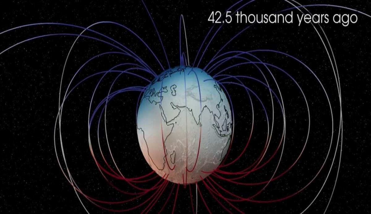 Ecco il suono del nostro campo magnetico di 41.000 anni fa | VIDEO - Campo magnetico in una proiezione ESA (screenshot ESA/YouTube) - www.aerospacecue.it
