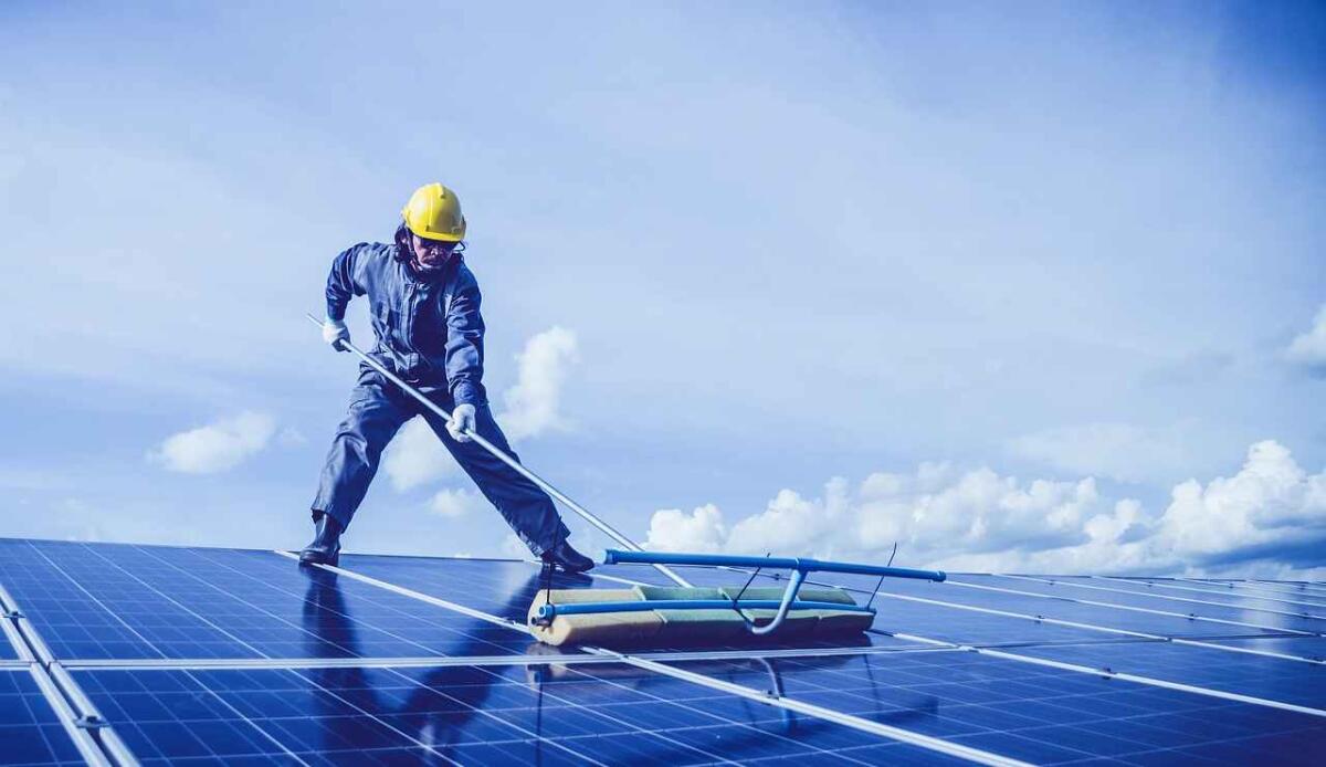 Prendere l'energia solare direttamente dallo spazio: ecco la missione di Aetherflux - La Cina è leader nell'energia solare (Pixabay foto) -www.energycue.it