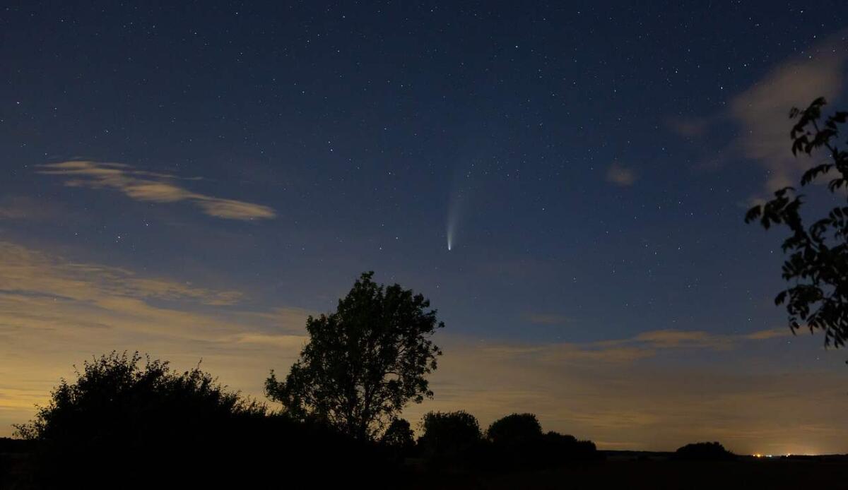 Quando e come vedere la Cometa del Secolo? - Tutti pronti per l'arrivo della "cometa del secolo": quando e come vederla (Pixabay FOTO) - www.aerospacecue.it