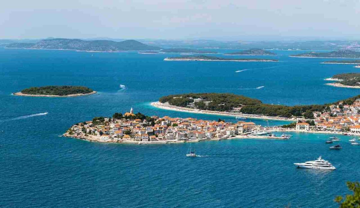 La città galleggiante del futuro | Palazzi, strade sottomarine e parchi verdi: la Cina sfida le Maldive e la Corea del Sud e vuole anticiparle - Città galleggiante (Pixabay Foto) - www.marinecue.it