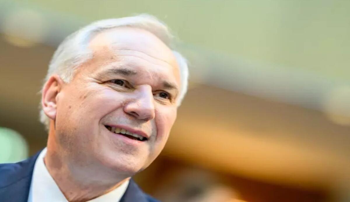 Austria, eletto il primo Presidente di estrema destra. Cosa comporterà questa vittoria - Walter Rosenkranz (Ansa)-www.managementcue.it