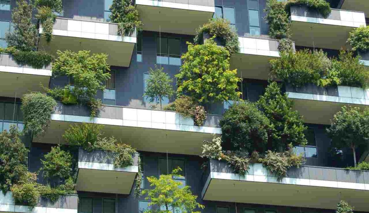 Com'è stato costruito il Bosco Verticale di Milano? - Il bosco verticale di Milano (Wikimedia Commons/Chris Barbalis FOTO) - www.buildingcue.it