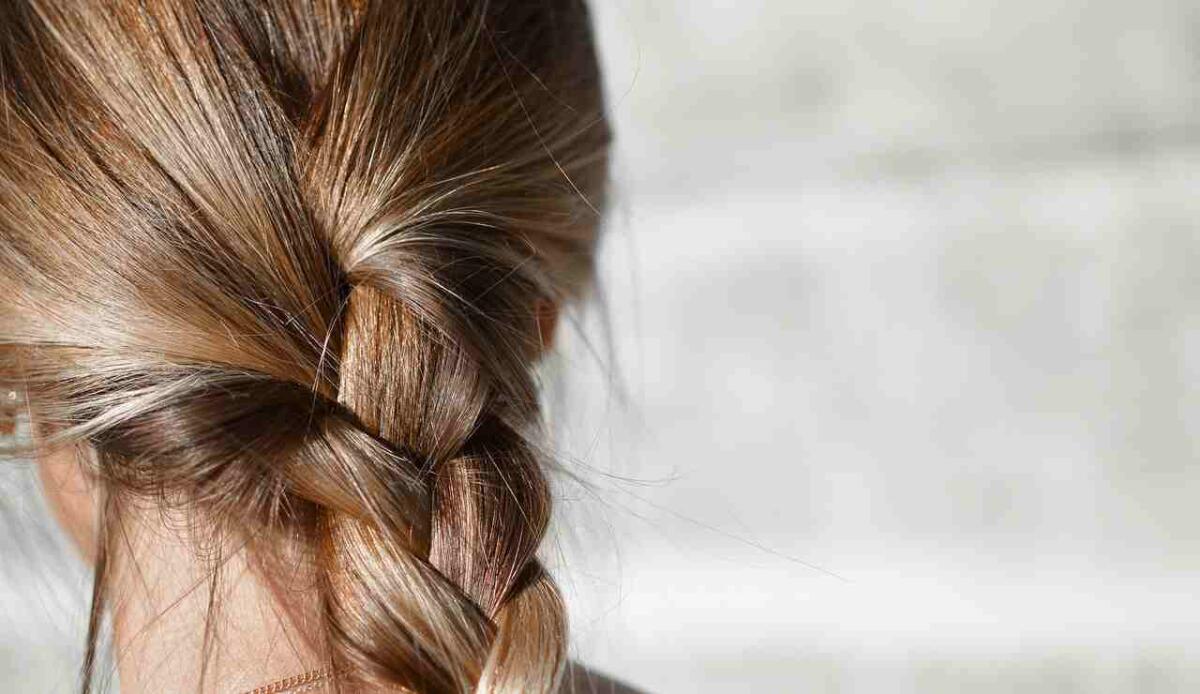 Cos'è la Sindrome di Raperonzolo e perché è pericolosa? - Capelli (Pixabay FOTO) - www.biomedicalcue.it