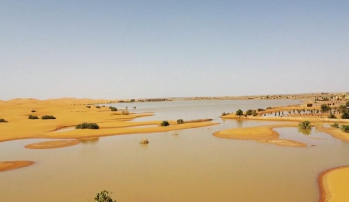 Il deserto del Sahara si è allagato: non succedeva da 30 anni - Deserto del Sahara allagato (YouTube Foto) - www.energycue.it