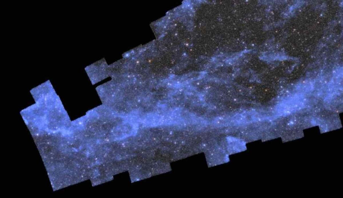 Euclid: le prime immagini dell'atlante cosmico realizzato dal telescopio sono incredibili - Un mosaico dell'universo (J.-C. Cuillandre, E. Bertin, G. Anselmi. CC BY-SA 3.0 IGO FOTO) - www.aerospacecue.it