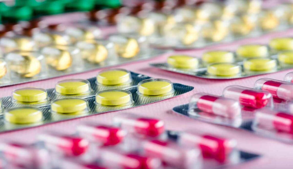 Hanno sostituito gli oppiodi con questo farmaco: è 50 volte più forte dell'eroina | Innesca una dipendenza micidiale - Medicina (Depositphotos) www.biomedicalcue.it