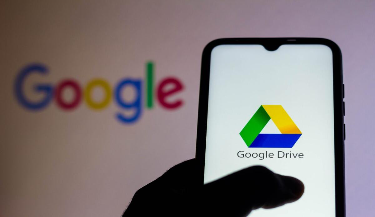Google Drive, bloccato su DAZN a causa di un errore e si riapre il dibattito sull’antipirateria - Google Drive (Depositphotos FOTO) - www.financecue.it