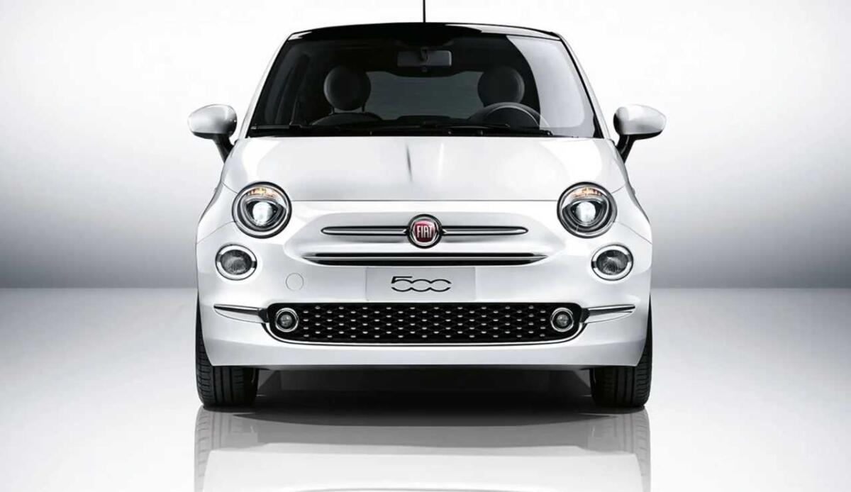 Una 500 che può essere guidata da 16enni: la bizzarra idea tedesca - L'iconica Fiat 500 (CAR Magazine foto) - www.vehiclecue.it