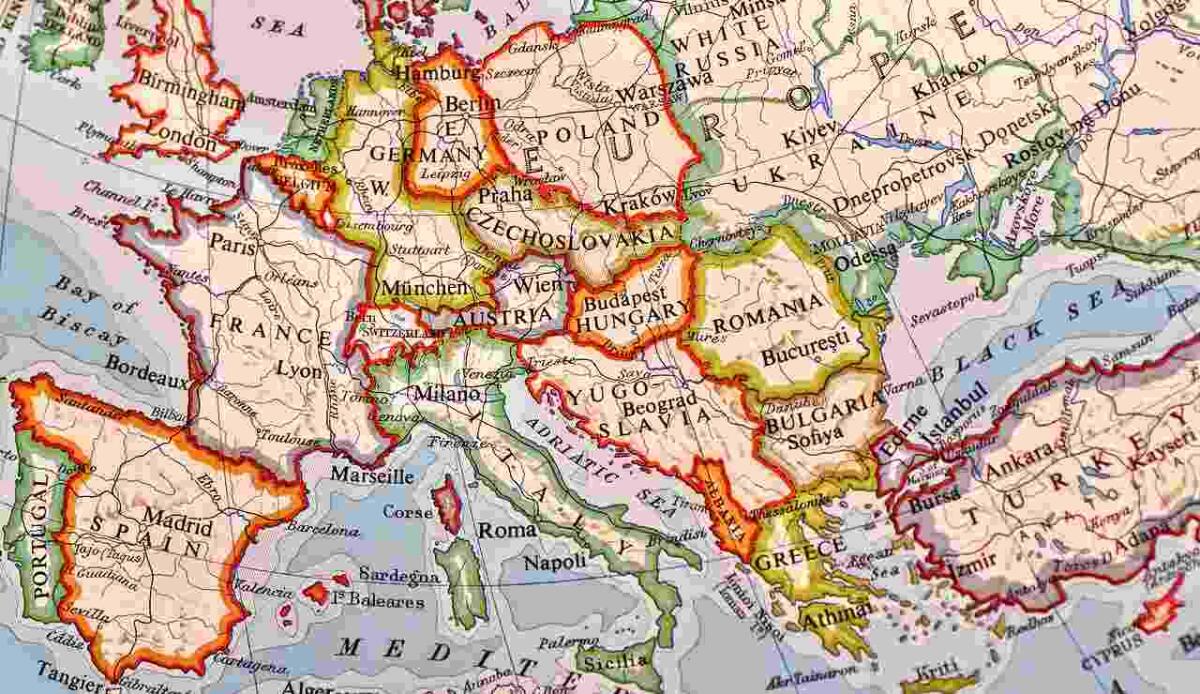 Questi sono i paesi più ricchi del mondo - Cartina geografica (Pixabay FOTO) - www.financecue.it