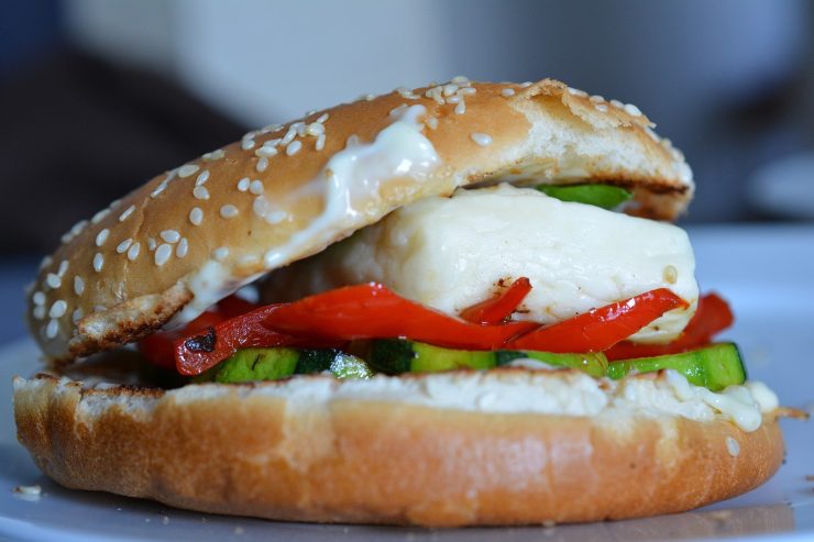Burger (Pixabay foto) - www.sciencecue.it