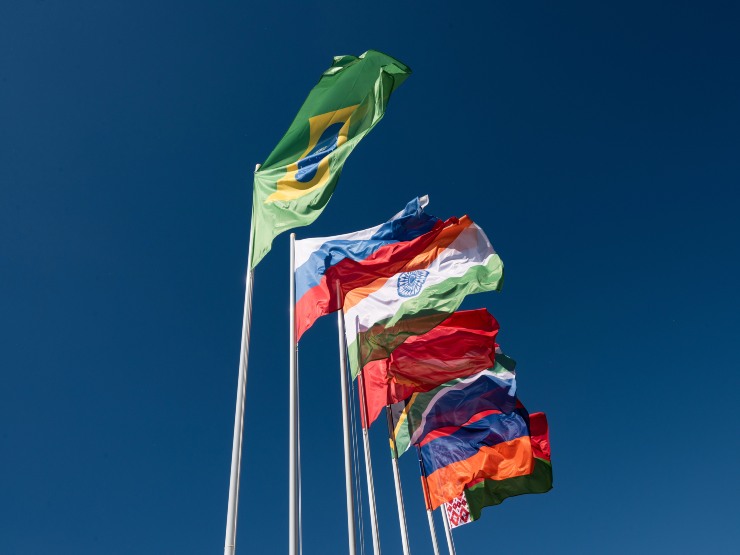Bandiere Brics (Depositphotos FOTO)  - www.financecue.it