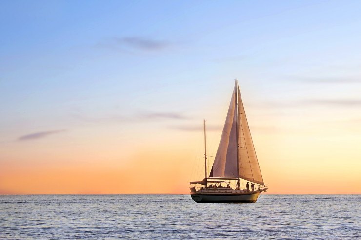 Una barca in mare (Pixabay FOTO) - www.marinecue.it