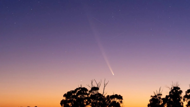La cometa del secolo (cafuego FOTO) - www.aerospacecue.it