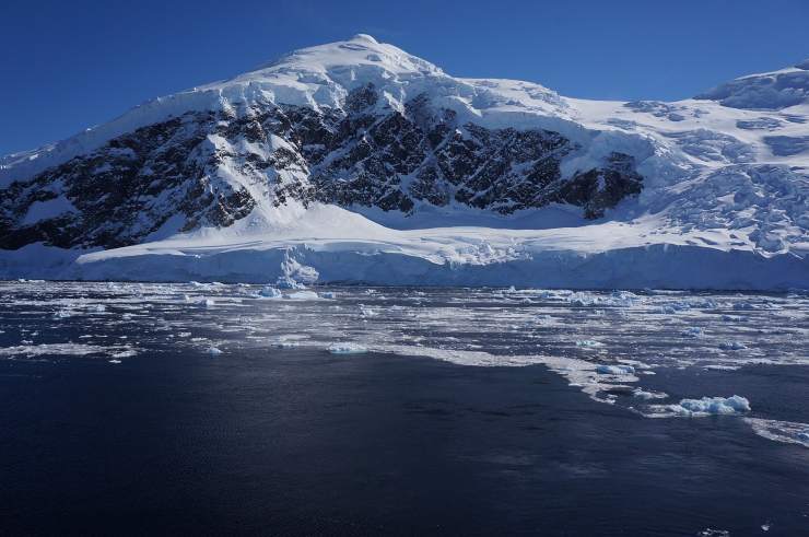 Montagne e ghiaccio antartico (Pixabay foto)