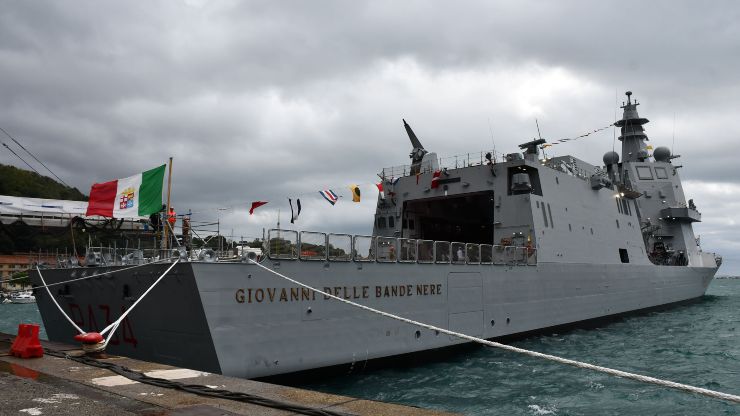 LA nave _Giovanni delle Bande Nere_ (Marina Militare FOTO) - www.marinecue.it